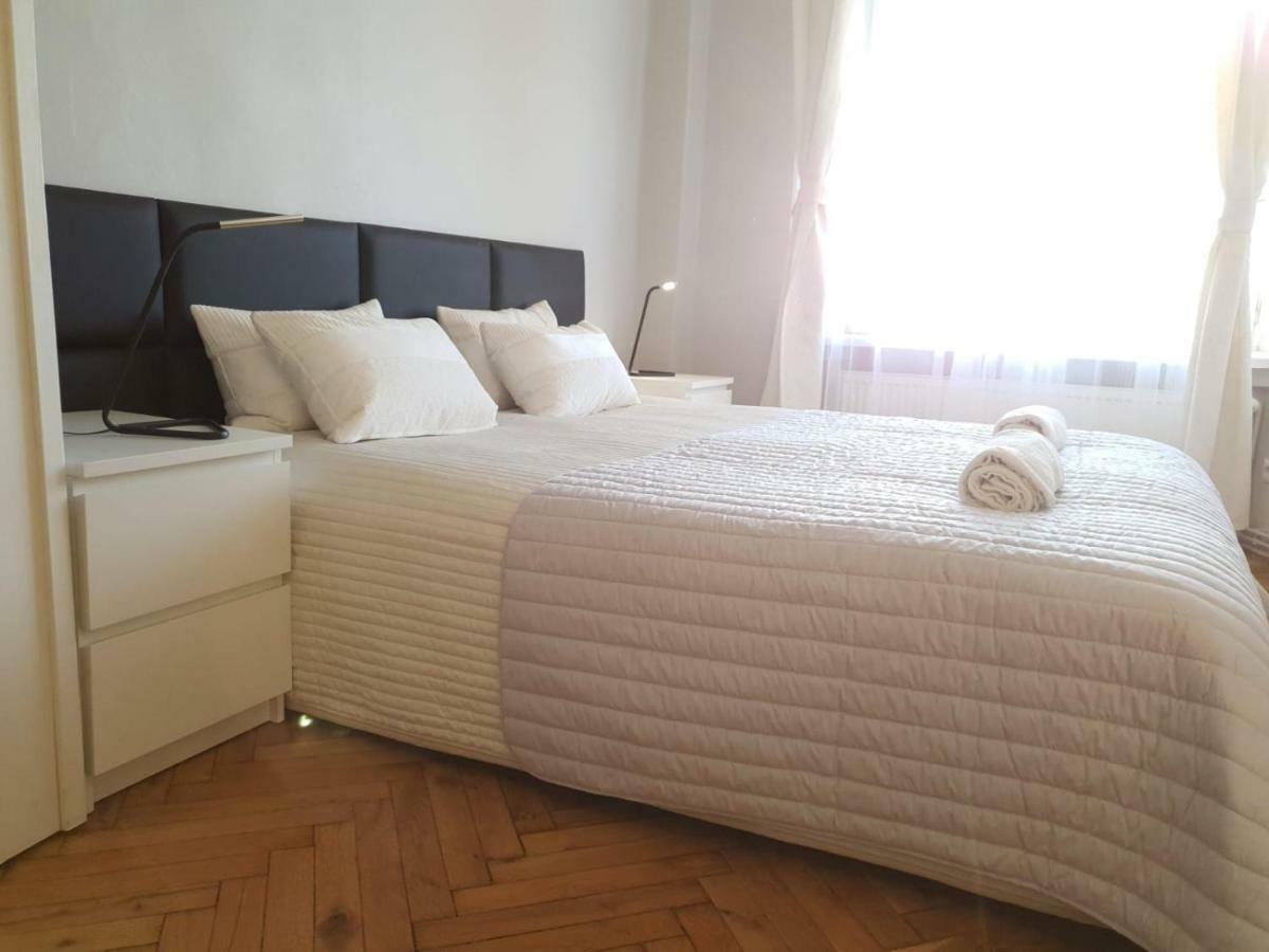 Main Market Square Apartments Krakow Ngoại thất bức ảnh
